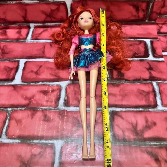 Jakks Pacific Winx Club Believix Bloom fashion doll - Picture 7 of 10